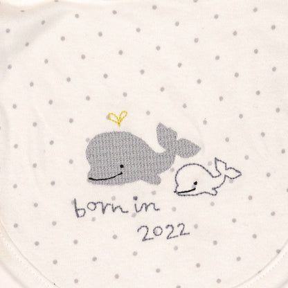 Embroidered design baby bibs
